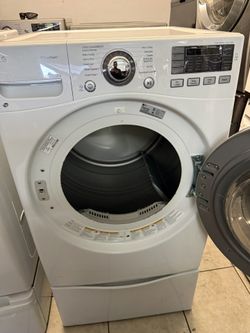 Lg Washer And Gas Dryer Set 