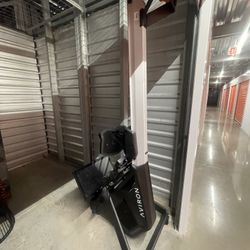 Aviron Strong Series Smart Rower w/ HD Screen – Like New