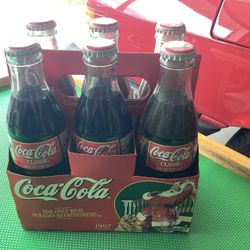 Coca Cola Bottles Santa Christmas 1997