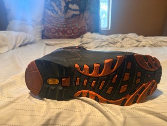 Refrigerator steel toe boots