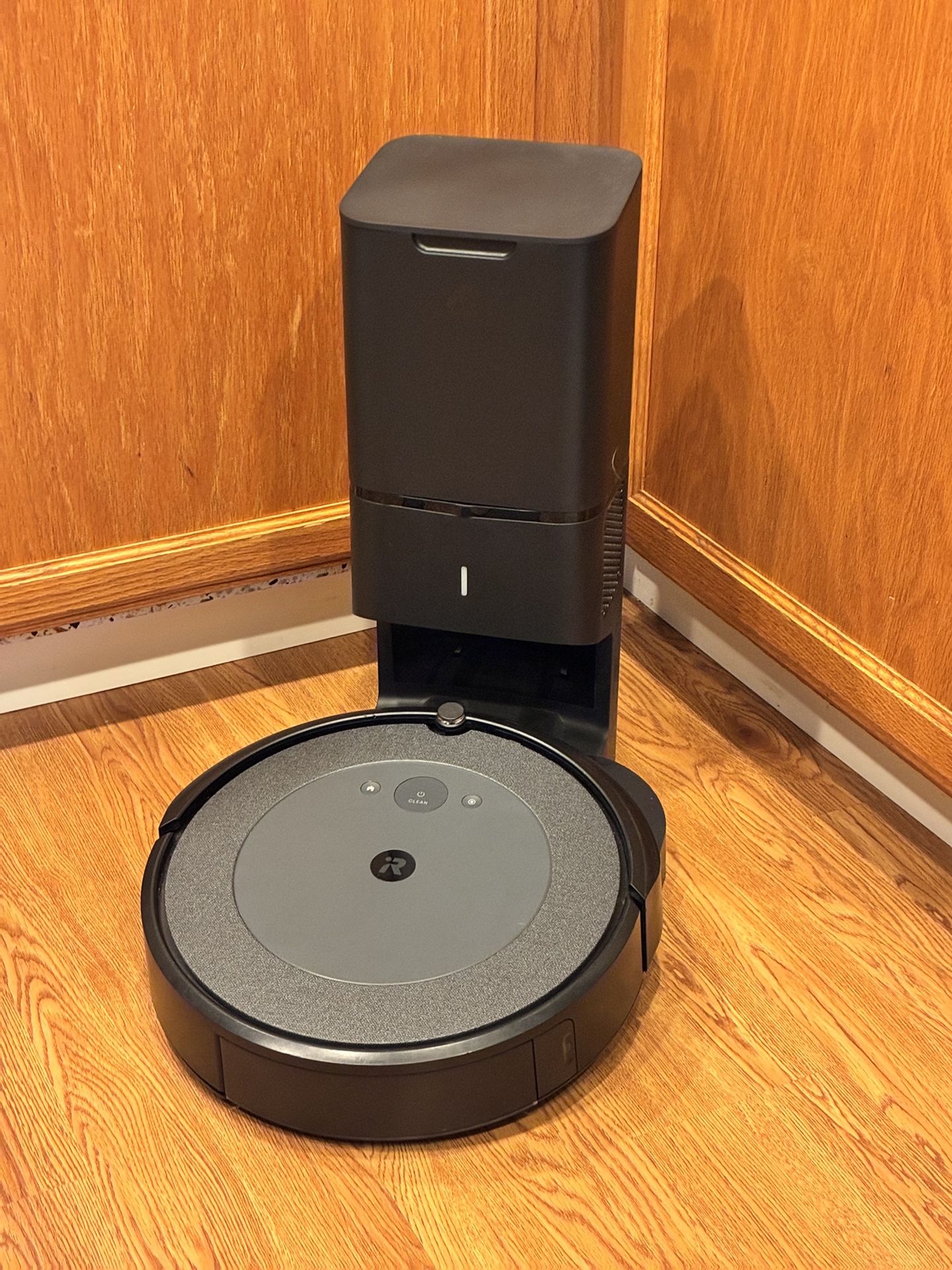 iRobot Roomba i4