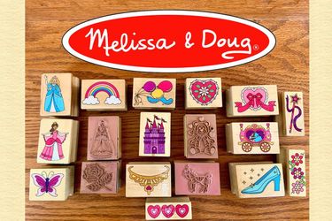 Melissa and Doug Cinderella Wooden Stamps (18) (CASH ONLY)