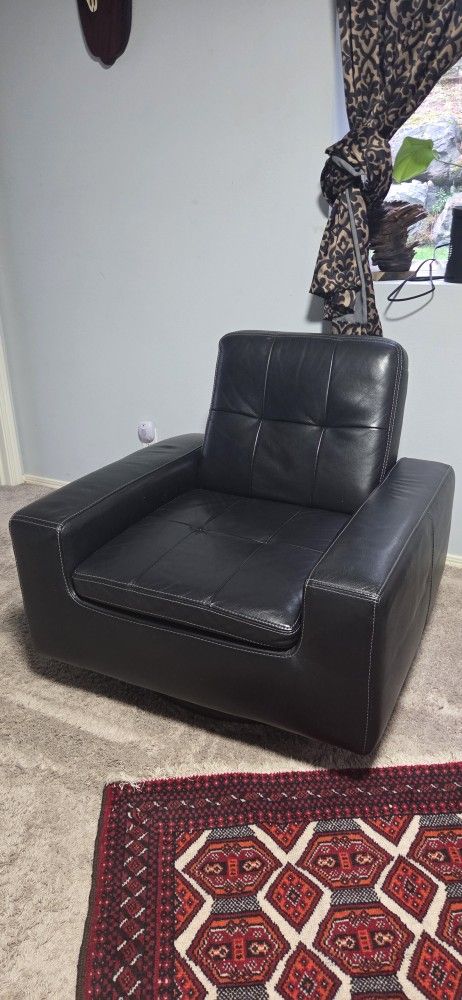 Dania Furniture Armchair