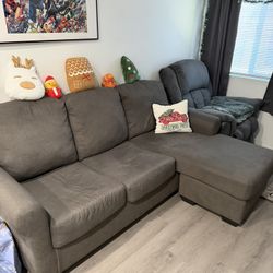 Small Grey Living Room Couch /w Reversible Sectional 