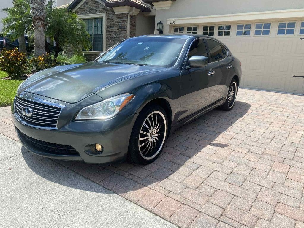 2011 Infiniti M37 X