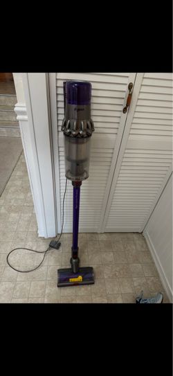 Dyson V10 Animal + Vacuum