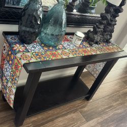 Sofa & End Table Set