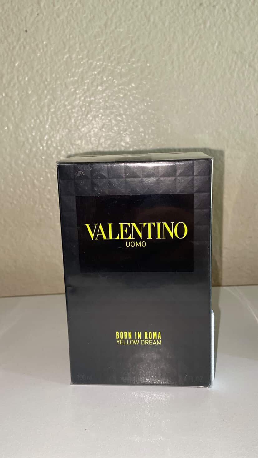 Valentino Born In Roma Yellow Dream