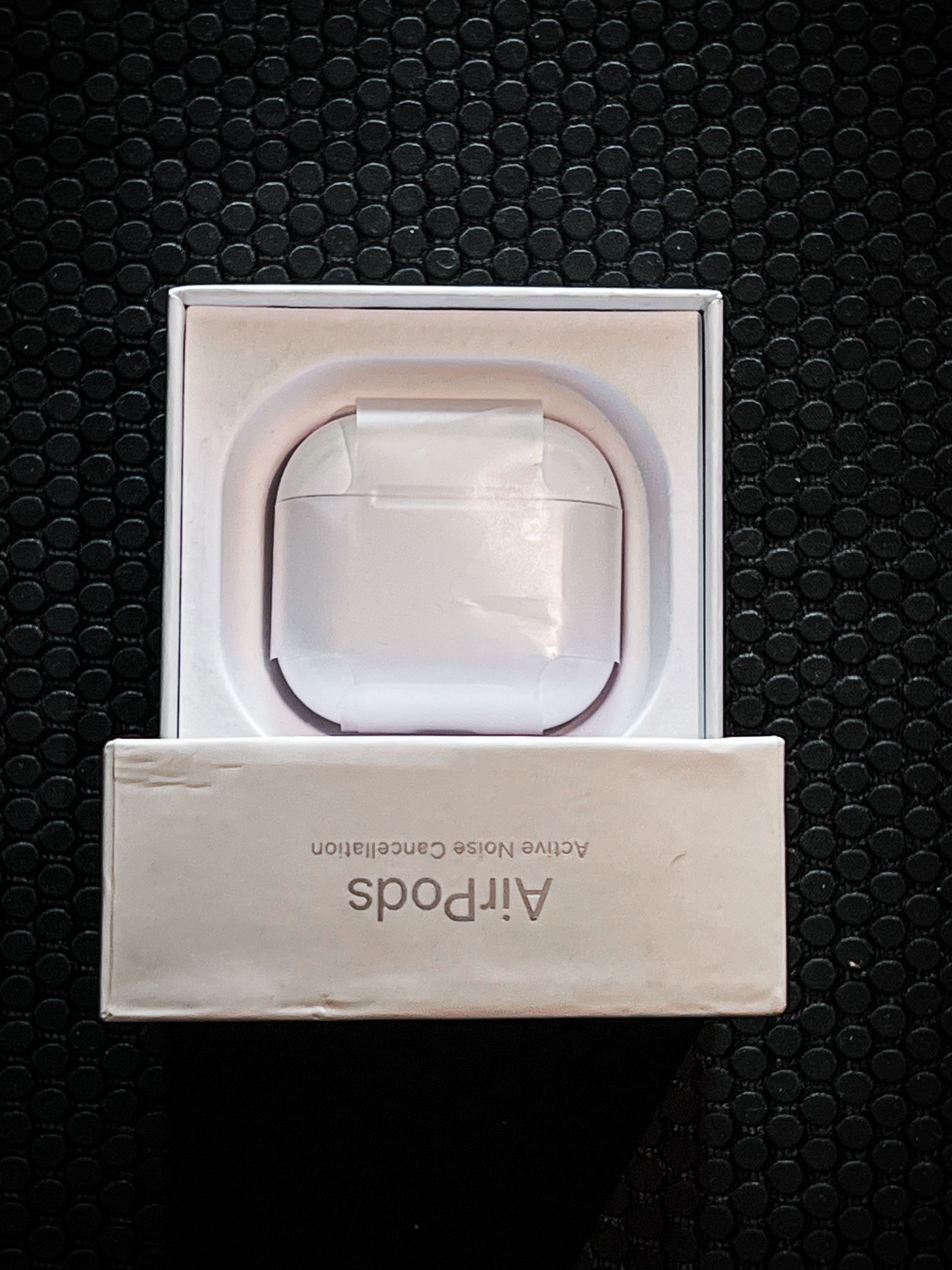 ⚡️ Apple AirPods 4th Gen – Brand New – Full Warranty! ⚡️