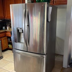 Lg Refrigerator  Doesn't Get Cold 