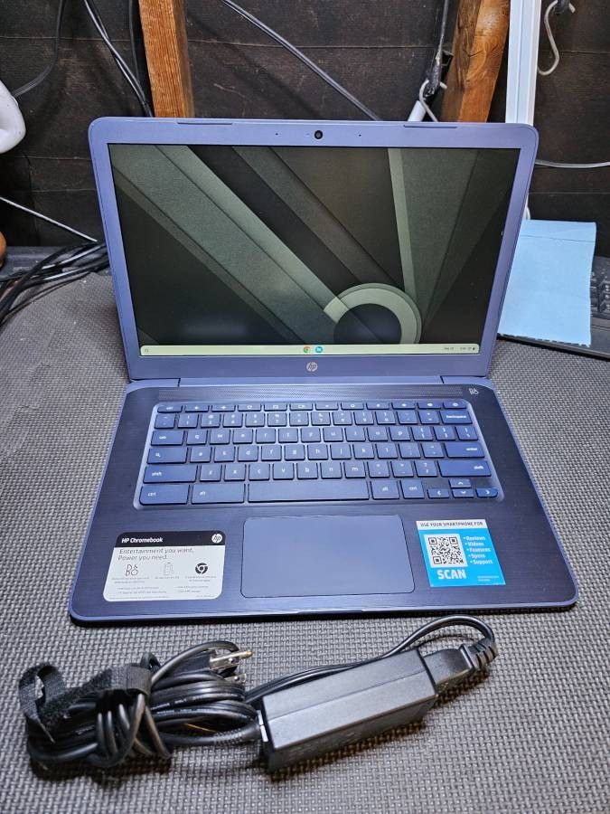 HP ChromeBoock 14'' inch Laptop - $90 .. Firm On Price