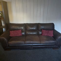 FREE COUCH
