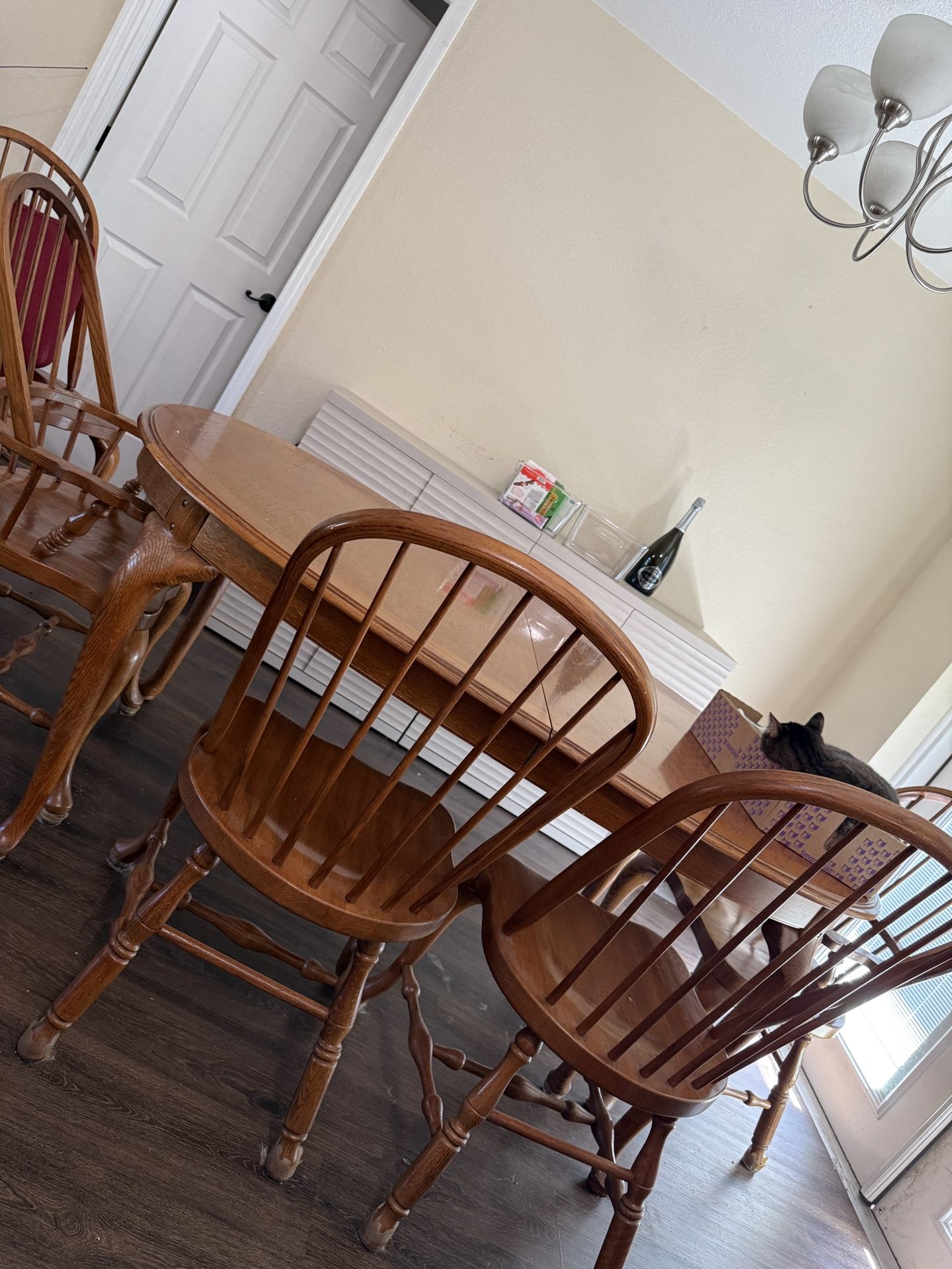 Dining Table With 6 Chairs For Free