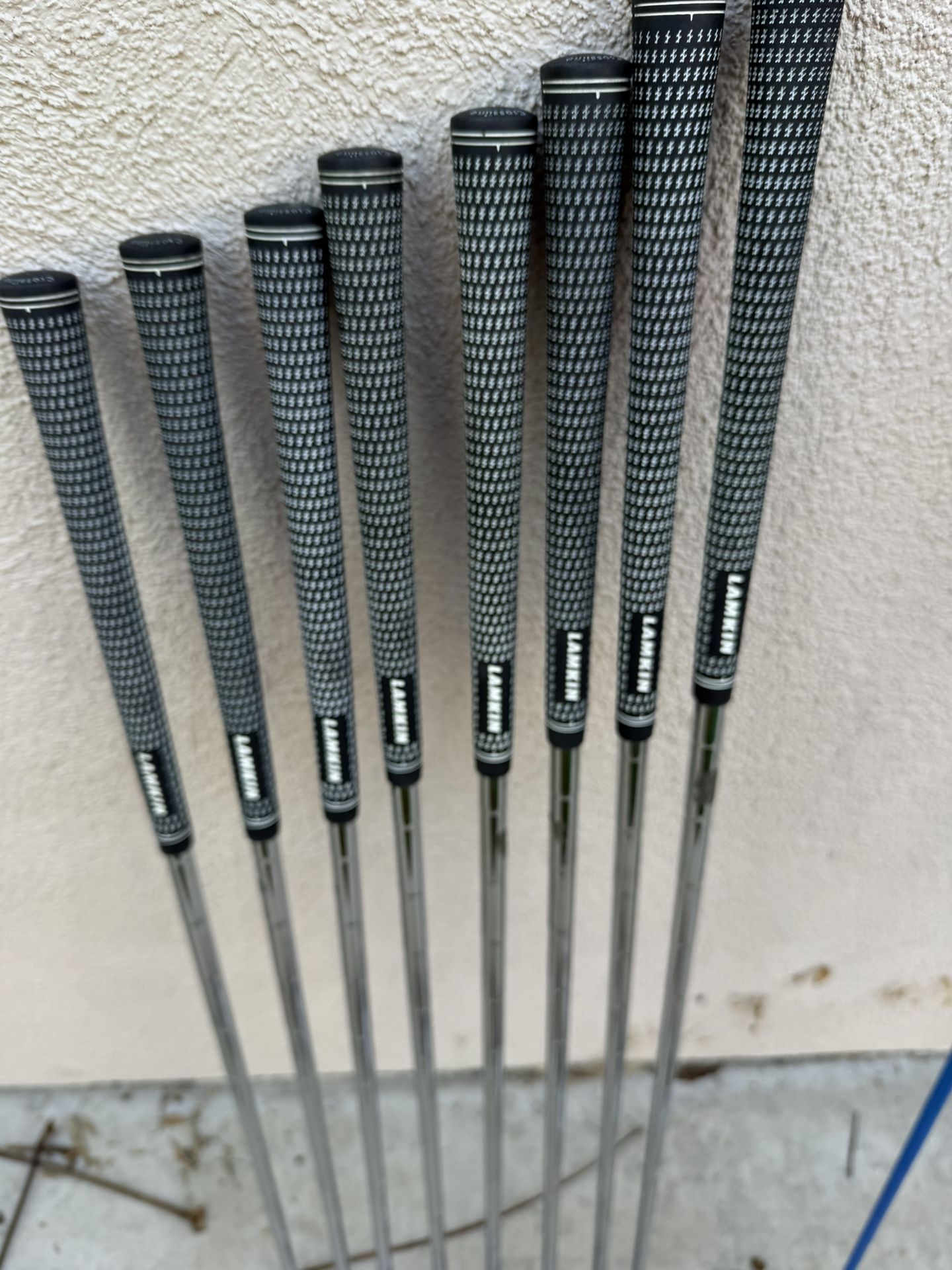 Ping iBlade 3-PW With Tour Issue DG X-100 Shafts