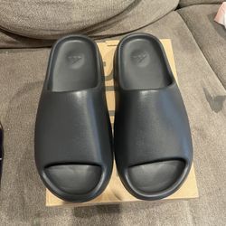 onyx yeezy slides