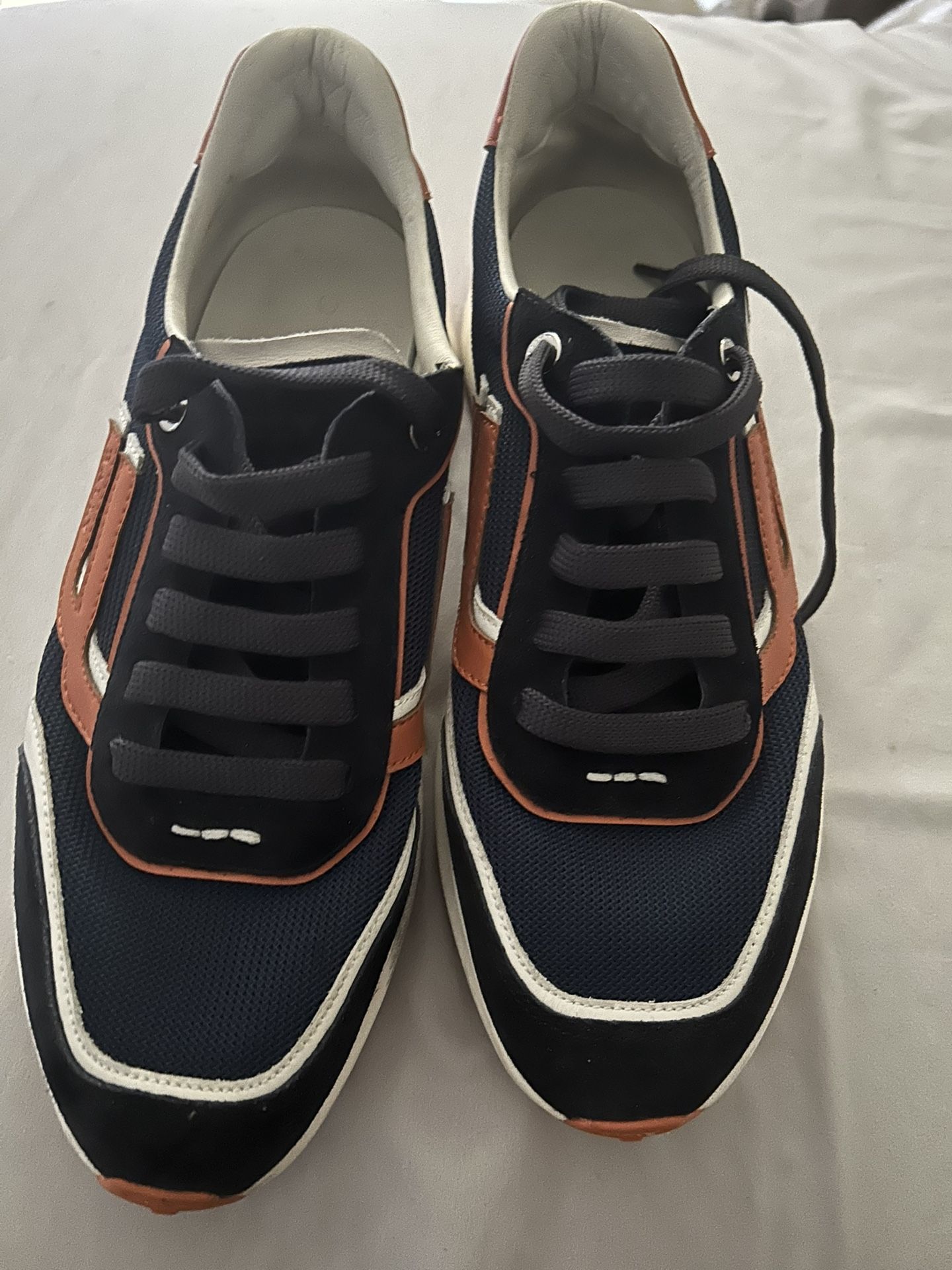 8 1/2 Bally’s Tennis shoes