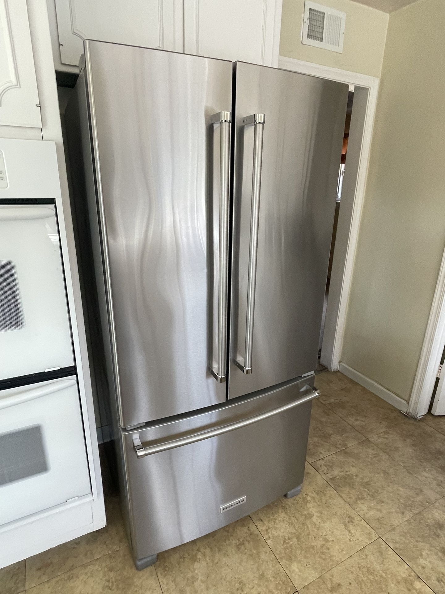 KitchenAid Refrigerator 