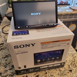 Very Nice Sony Carplay Car stereo 7" touchscreen radio 