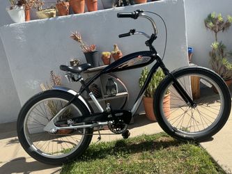 Electra 3 Speed Flying Sue Beach Cruiser ** Rare & Collectible **