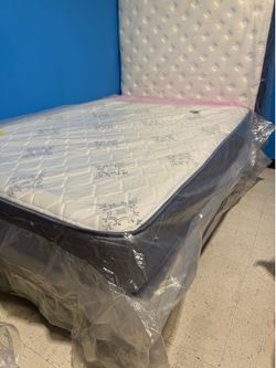 New queen mattress and box spring 2 pc bed frame is not included