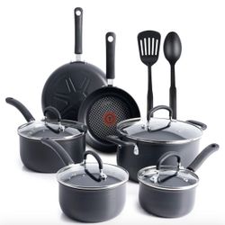 T-fal Ultimate Hard Anodized Nonstick Cookware Set 12 Piece, Oven Broiler Safe 400F, Lid Safe 350F, Kitchen Cooking Set w/Fry Pans, Saucepans, Dutch O