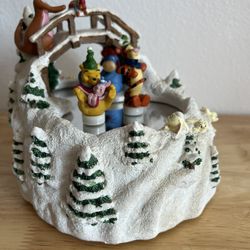 Disney Winnie The Poo Snow Musical Snow glove