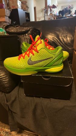 Kobe Grinch 9.5