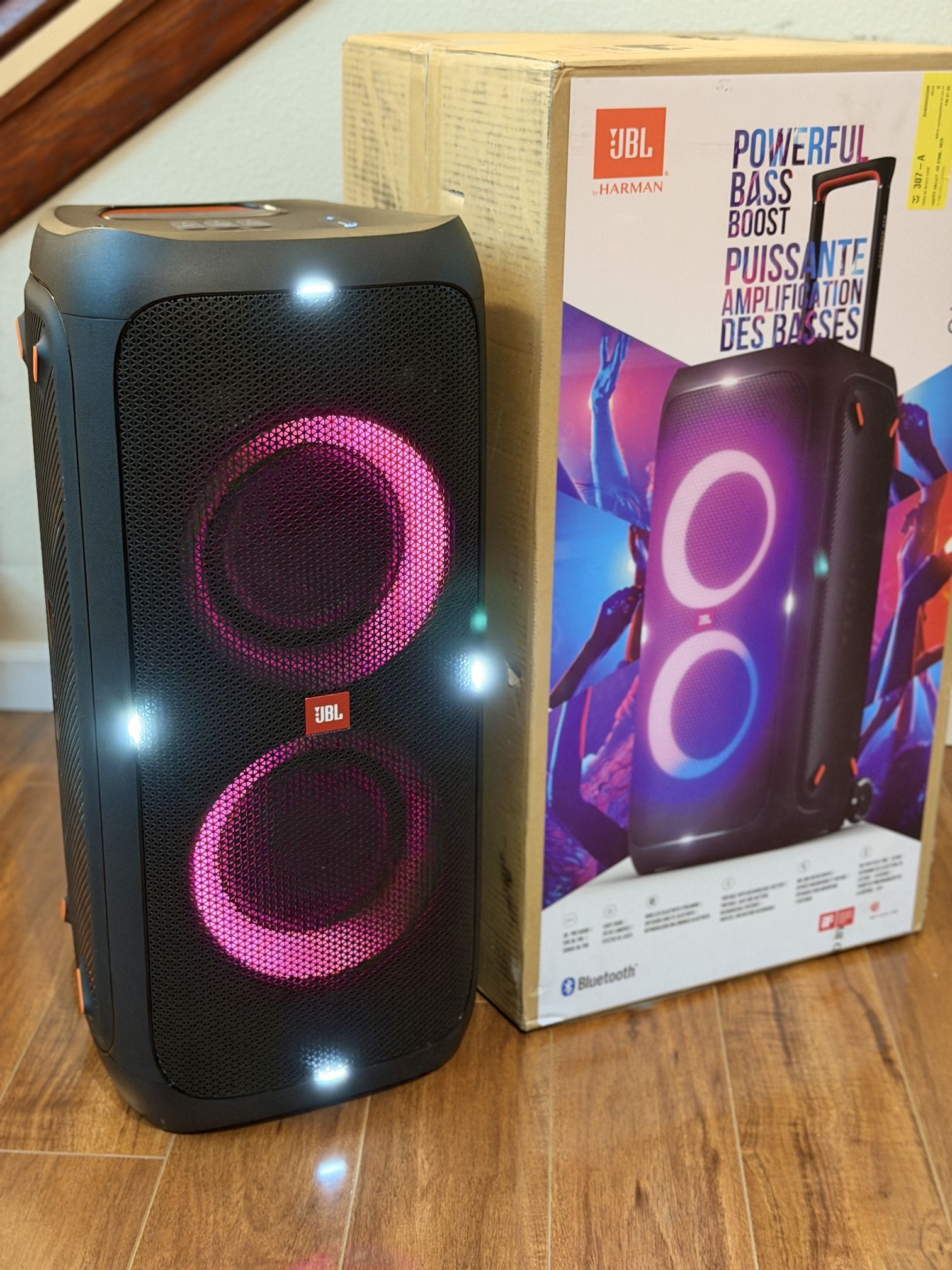JBL Partybox 310- Portable Party Speaker 