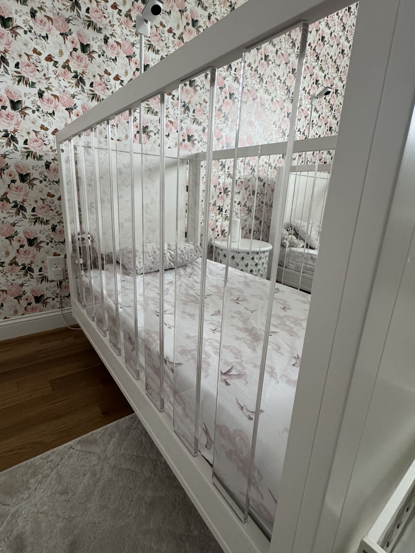 Pottery Barn Crib - Sloane Model