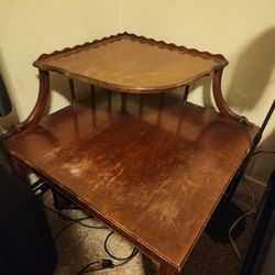 Vintage Mahogany 2-Tier Corner Table 