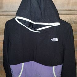 FIRM IN MERCED‼️WOMEN'S THE NORTHFACE SIZE MEDIUM 