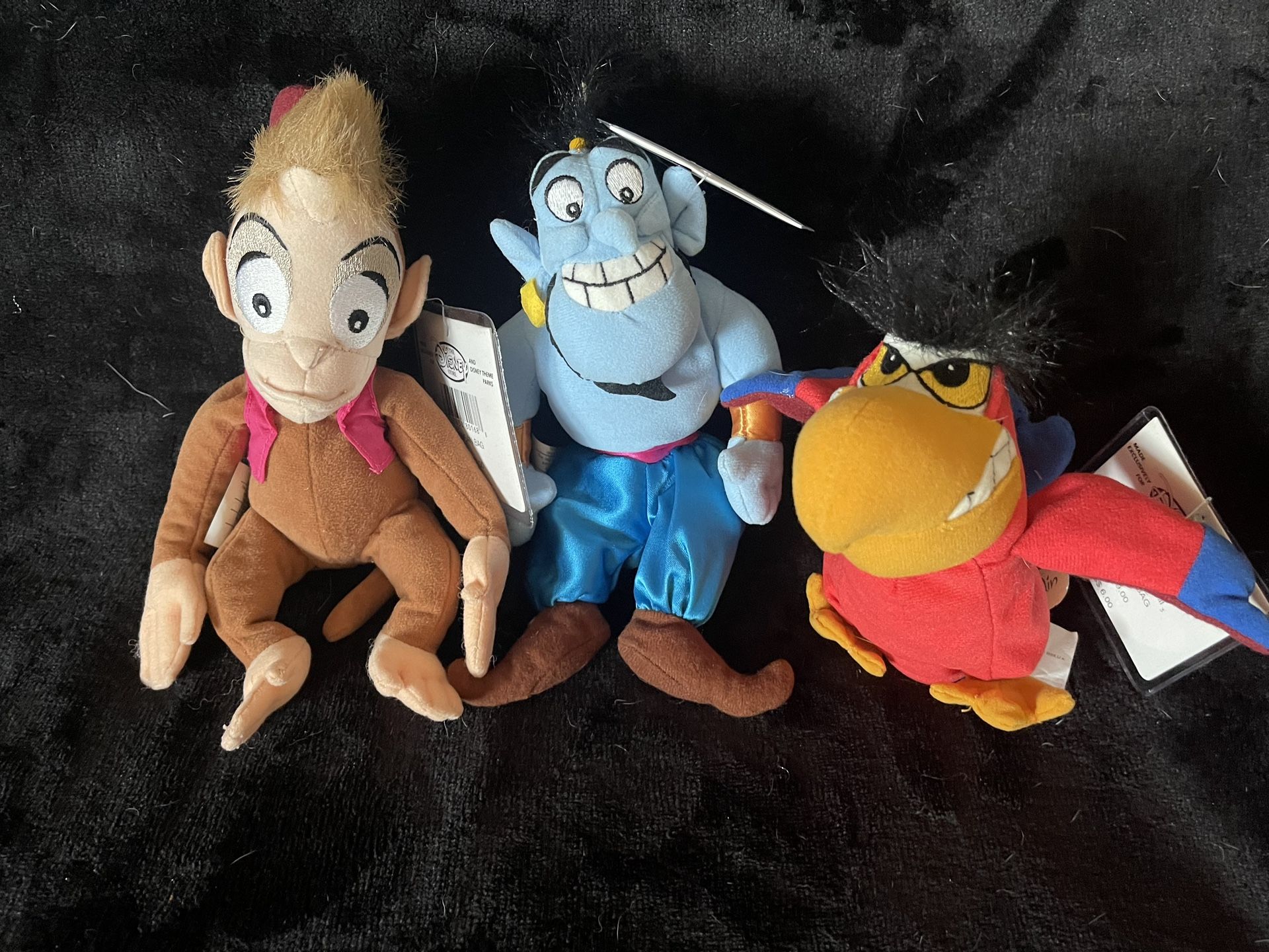 Disneys Aladdin Beanie Set