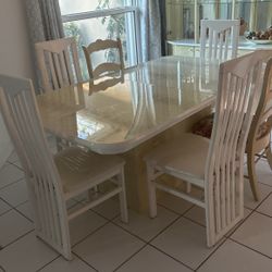 Beautiful White Acrylic Italian Dining Table Set 