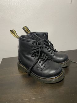 Little Kids Dr Martens Boot Size 7 