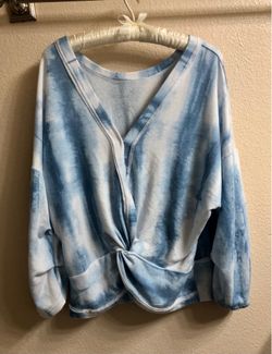 Light Blue Tie-Dye V-Neck Twist Front Women's Top