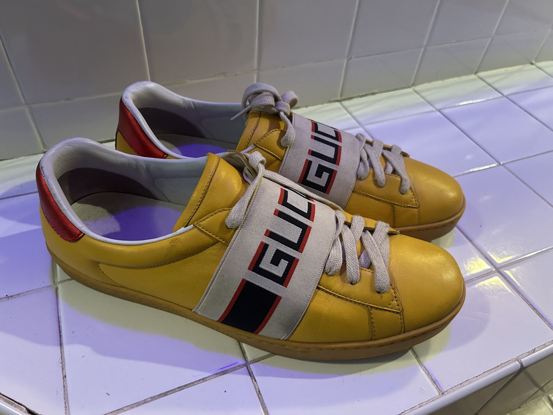 Gucci Sneakers