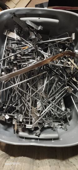 Comercial Rack Brackets,baskets,and Hanger Brackets