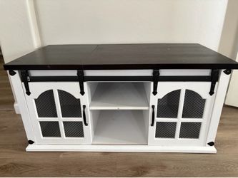 Farmhouse Lift-Top Coffee Table or TV Stand