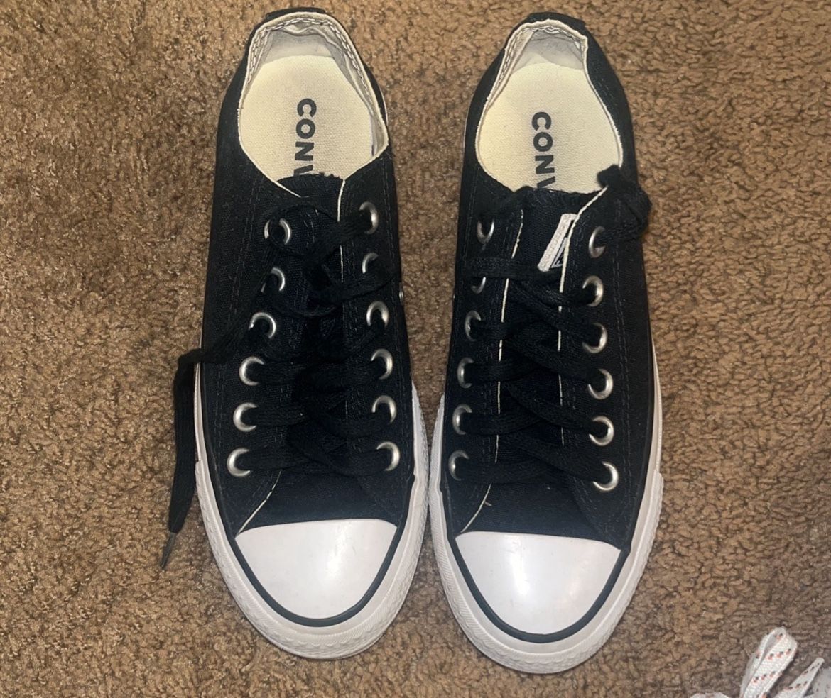 LOW TOP CONVERSE