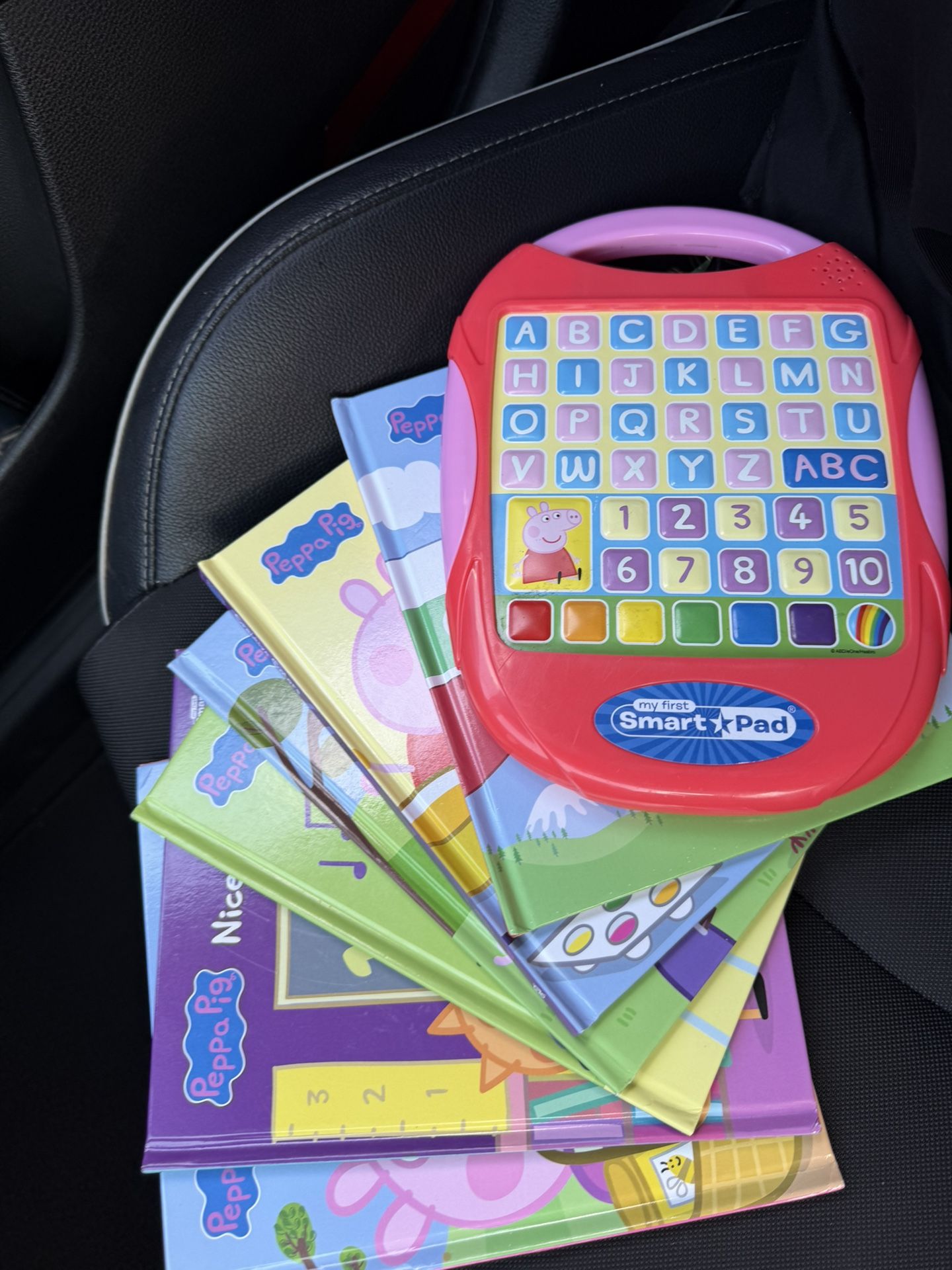 Pepper Pig Tablet And Books