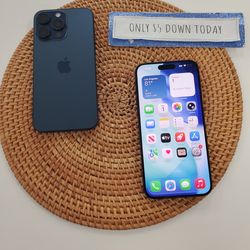 Apple iPhone 15 Pro Max (Unlocked) - Pre-Owned