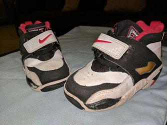 Nike high top size 7 toddler