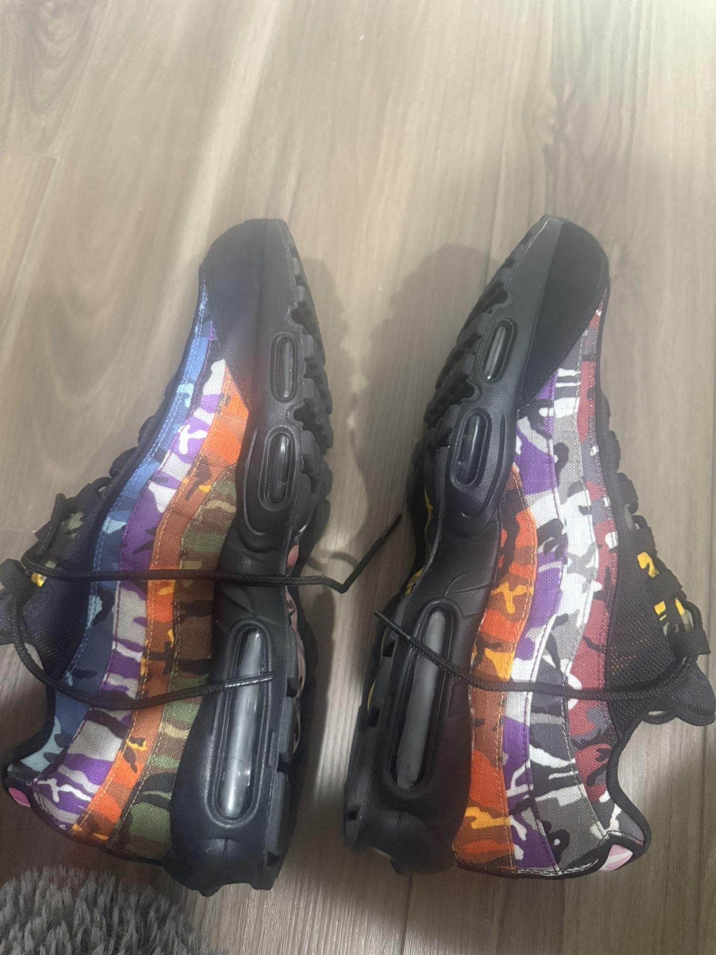 Nike Air Max 95 “ERDL Party” multi‑color camo.