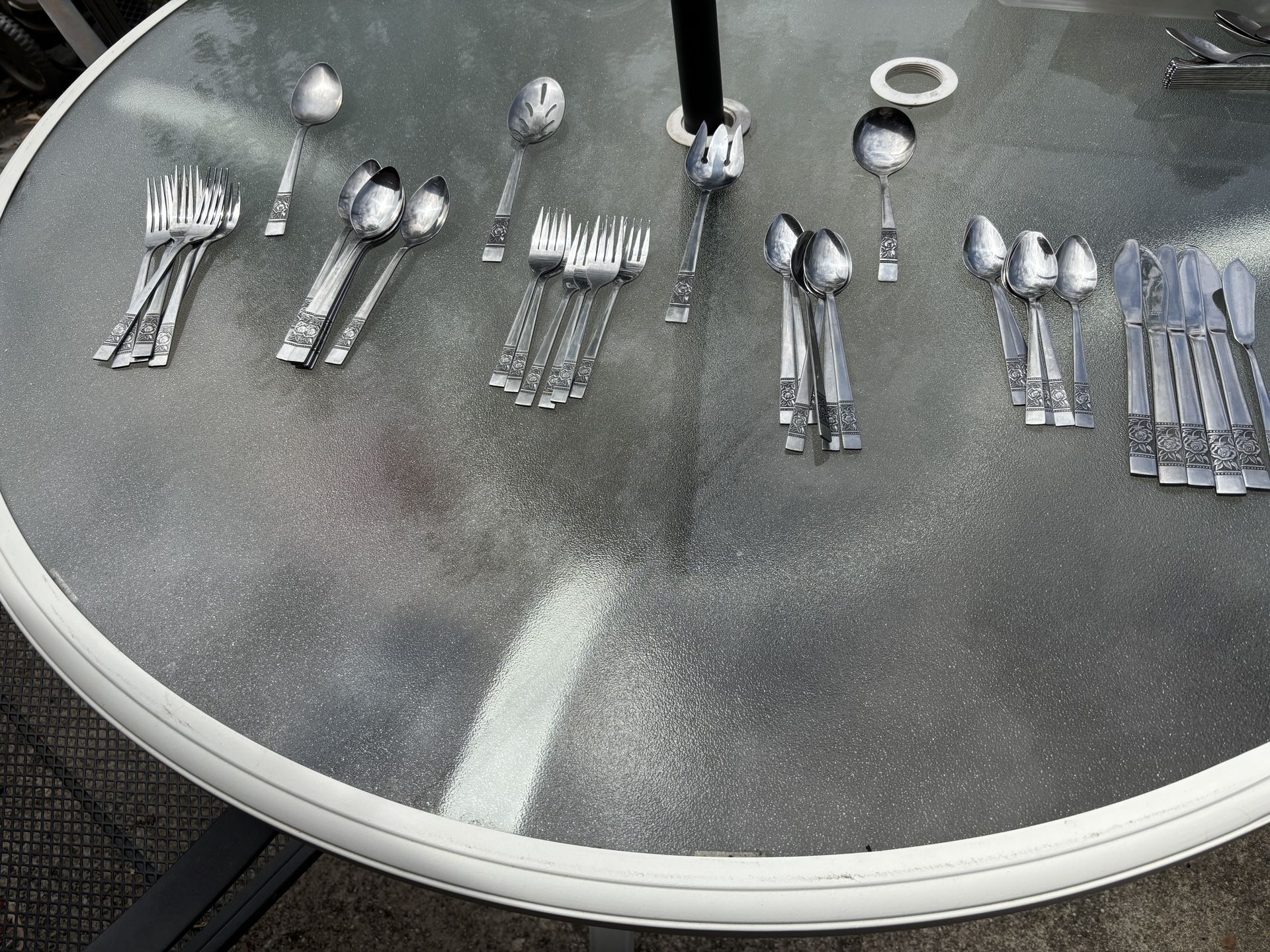 Rose Patten Stainless Steel 6 Place Setting With 4 Serving Set Total 40 Pieces.
