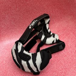 Brand New Asics Wrestling Head Gear 