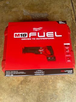Milwaukee M18 FUEL 18V Lithium-Ion Brushless Cordless SAWZALL Reciprocating Saw Kit W/ 2x 6.0Ah Battery