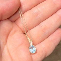 blue topaz gemstone silver necklace