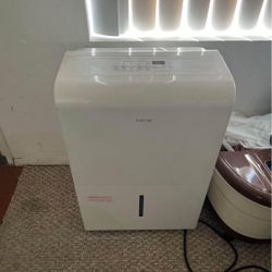 Homelabs Dehumidifier 4500 sq ft
