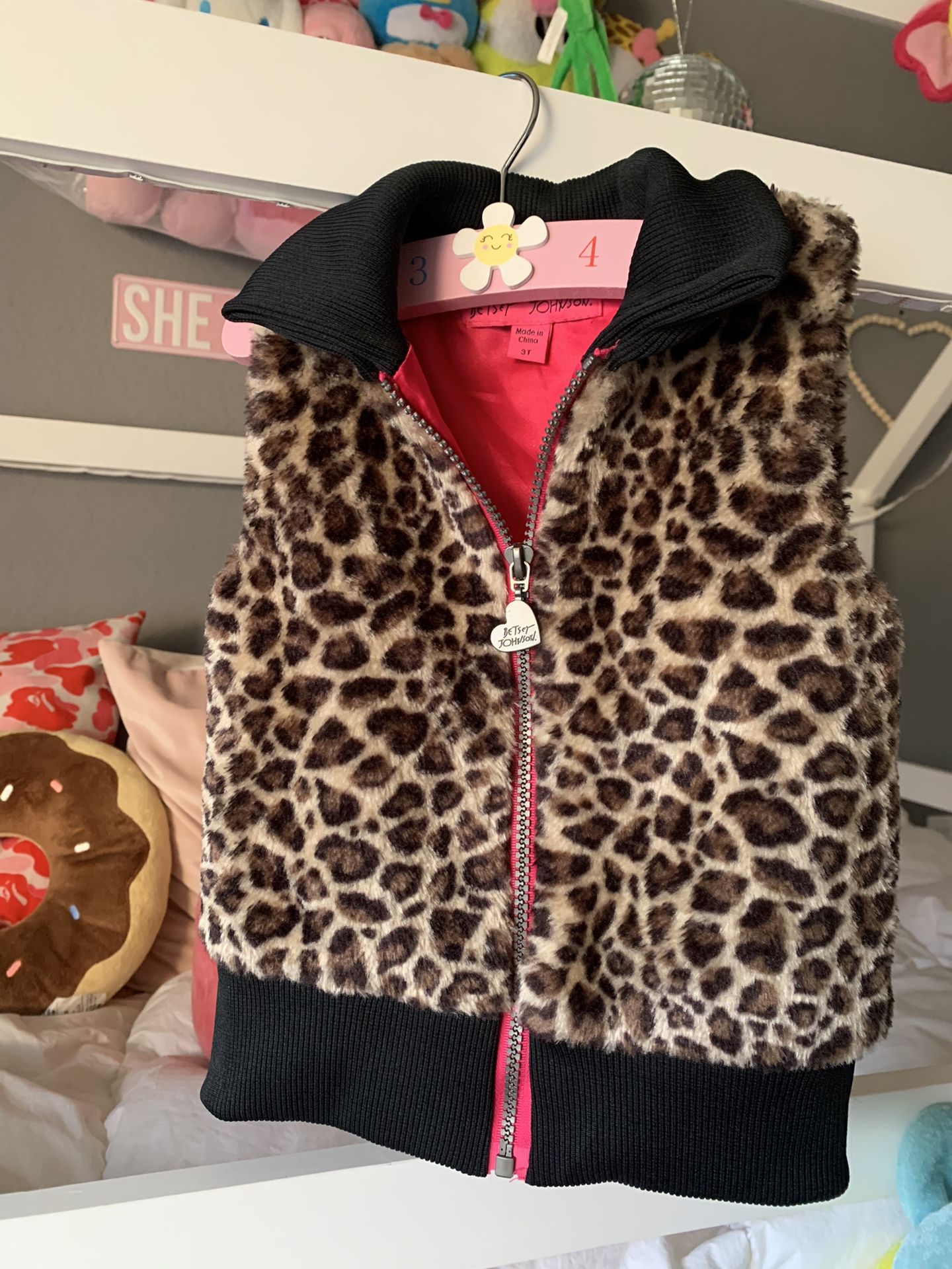 Y2k Cheetah fur vest 3t