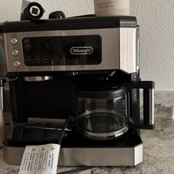 Deloghi Coffee Maker 